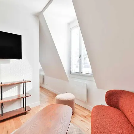 Cosy Proche Trocadero - Mobility Lease Paříž