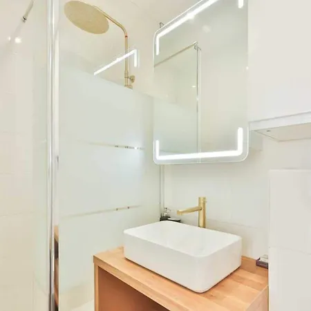 Cosy Proche Trocadero - Mobility Lease * Париж